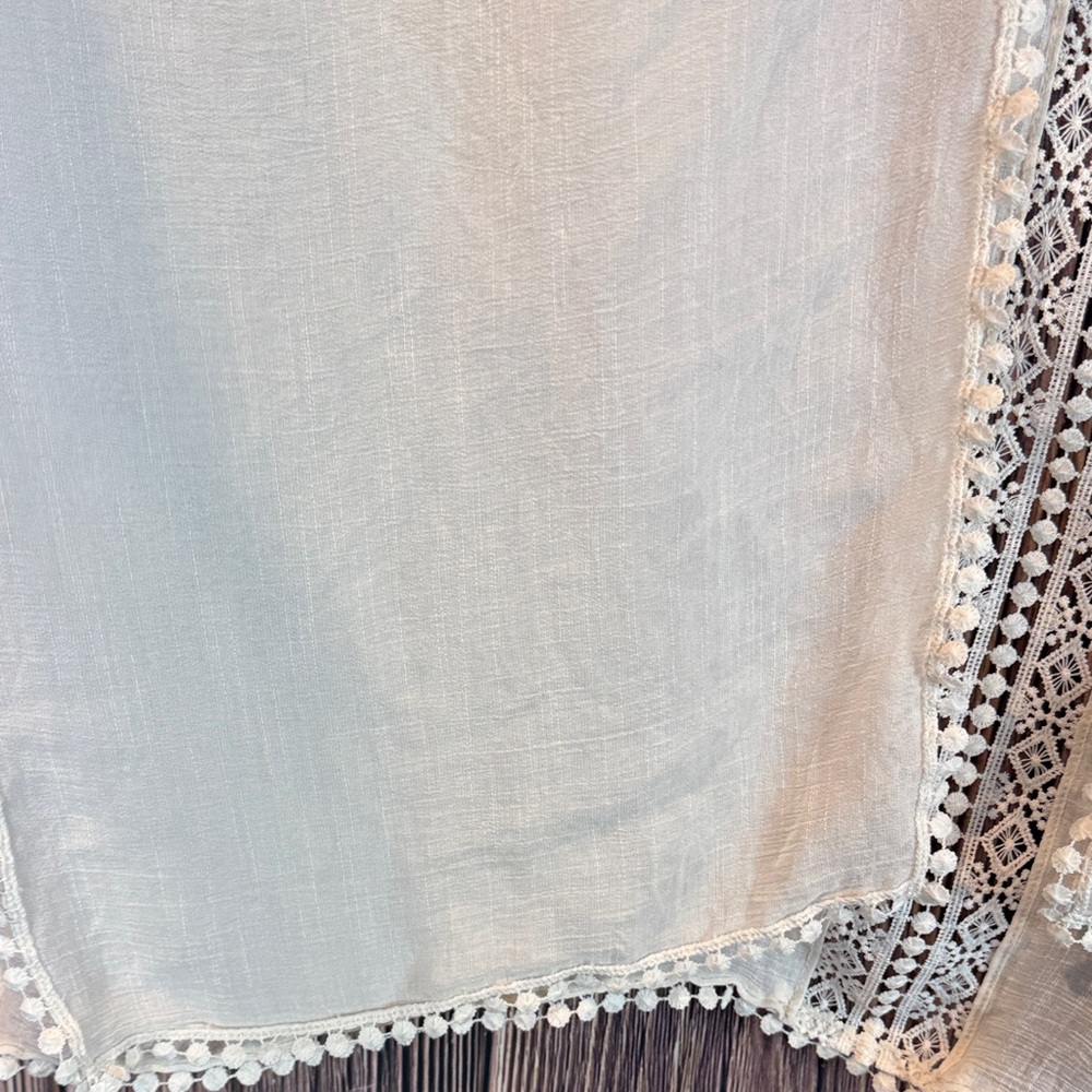 Steve Madden Cream Lace Kimono - Picture 8 of 15